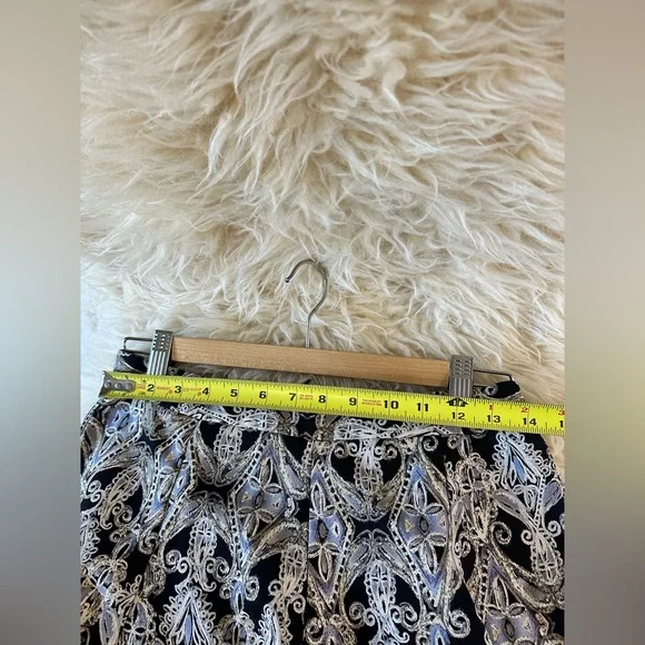 ✨ Flirty Short Circle Skirt - Deconstructed Paisley Print ✨ - Picture 7 of 11